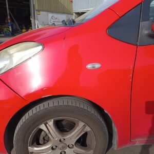 ALETA DELANTERA IZQUIERDA TOYOTA YARIS (KSP9/SCP9/NLP9)