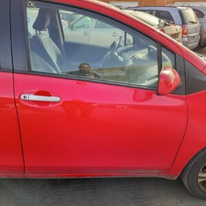 PUERTA DELANTERA DERECHA TOYOTA YARIS (KSP9/SCP9/NLP9)