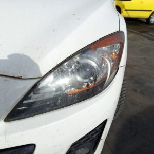 FARO IZQUIERDO MAZDA 3 BERLINA (BL)