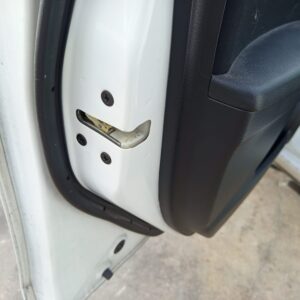 CERRADURA PUERTA DELANTERA IZQUIERDA MAZDA 3 BERLINA (BL)