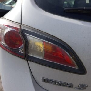 PILOTO TRASERO IZQUIERDO INTERIOR MAZDA 3 BERLINA (BL)