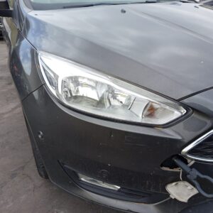 FARO DERECHO FORD FOCUS BERLINA (CEW)