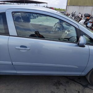 PUERTA DELANTERA DERECHA OPEL CORSA D