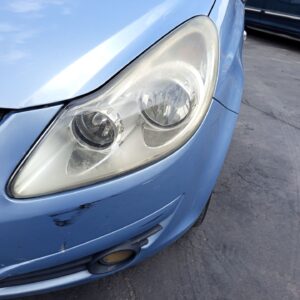 FARO DERECHO OPEL CORSA D