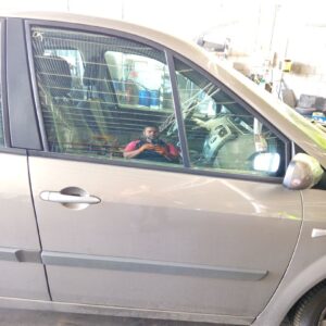 PUERTA DELANTERA DERECHA RENAULT SCENIC II (JM)