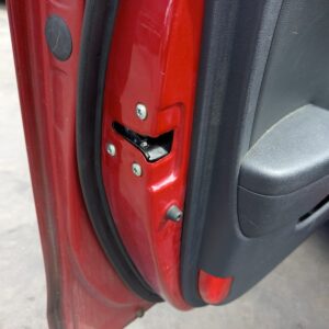 CERRADURA PUERTA DELANTERA IZQUIERDA