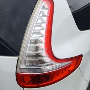 PILOTO TRASERO DERECHO RENAULT SCENIC III (JZ)