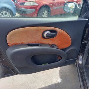 ELEVALUNAS DELANTERO IZQUIERDO NISSAN MICRA (K12E)