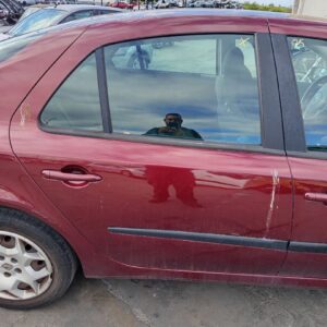 PUERTA TRASERA DERECHA RENAULT LAGUNA II (BG0)