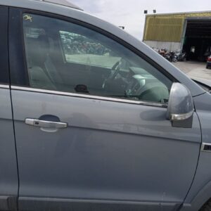 PUERTA DELANTERA DERECHA CHEVROLET CAPTIVA