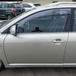 PUERTA DELANTERA IZQUIERDA TOYOTA AVENSIS WAGON (T25)
