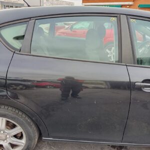 PUERTA TRASERA DERECHA SEAT LEON (1P1)