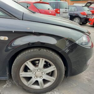 ALETA DELANTERA DERECHA SEAT LEON (1P1)