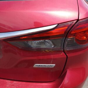 PILOTO TRASERO DERECHO INTERIOR MAZDA 6 FAMILIAR (GJ)