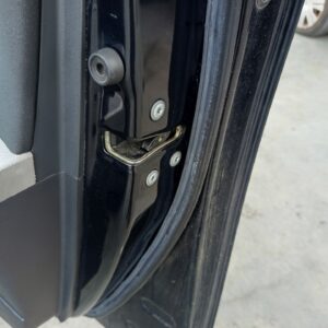 CERRADURA PUERTA DELANTERA DERECHA TOYOTA YARIS (KSP9/SCP9/NLP9)