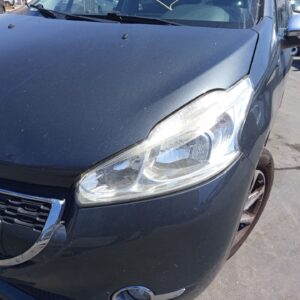FARO IZQUIERDO PEUGEOT 208