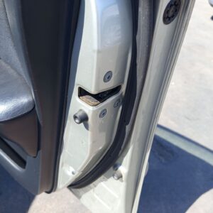 CERRADURA PUERTA DELANTERA DERECHA