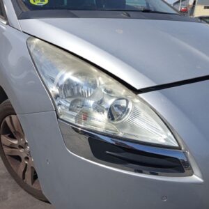FARO DERECHO PEUGEOT 5008