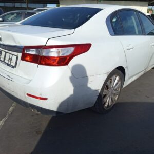 PARAGOLPES TRASERO RENAULT LATITUDE