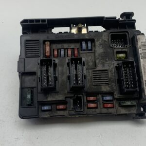 CAJA RELES / FUSIBLES PEUGEOT 206 SW