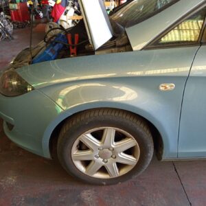 ALETA DELANTERA IZQUIERDA SEAT ALTEA (5P1)