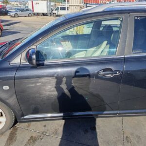PUERTA DELANTERA IZQUIERDA TOYOTA AVENSIS WAGON (T25)