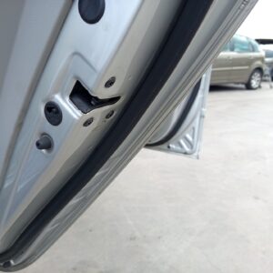 CERRADURA PUERTA TRASERA DERECHA HYUNDAI SONATA (NF)
