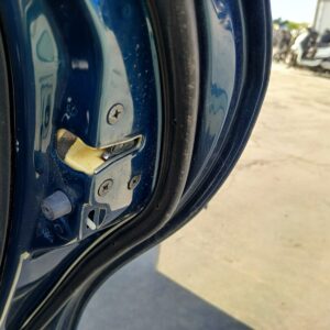 CERRADURA PUERTA TRASERA DERECHA MAZDA 6 BERLINA (GG)