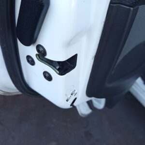 CERRADURA PUERTA TRASERA IZQUIERDA CHEVROLET AVEO BERLINA