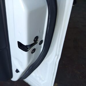 CERRADURA PUERTA DELANTERA DERECHA CHEVROLET AVEO BERLINA