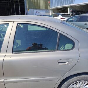 PUERTA TRASERA IZQUIERDA VOLVO S60 BERLINA