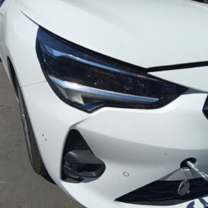 FARO DERECHO OPEL CORSA F