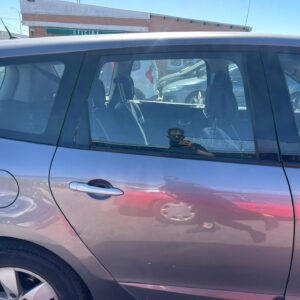PUERTA TRASERA DERECHA RENAULT SCENIC III (JZ)