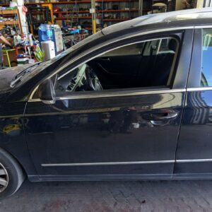 PUERTA DELANTERA IZQUIERDA VOLKSWAGEN PASSAT VARIANT (3C5)