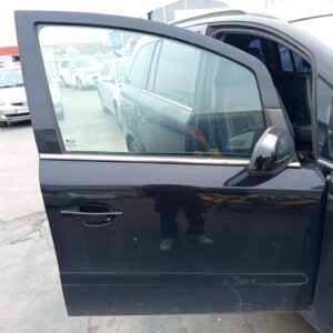 PUERTA DELANTERA DERECHA OPEL ZAFIRA B