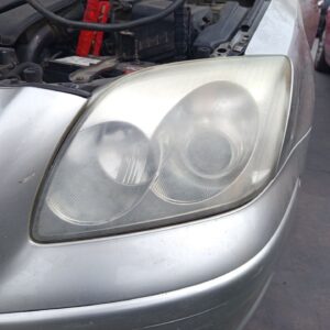 FARO IZQUIERDO TOYOTA AVENSIS BERLINA (T25)