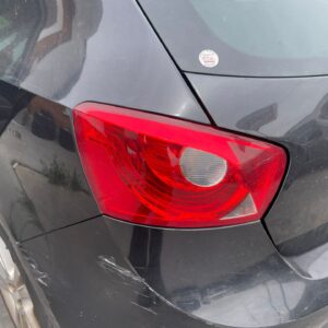 PILOTO TRASERO IZQUIERDO SEAT IBIZA BERLINA (6J5)