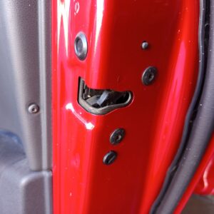 CERRADURA PUERTA TRASERA DERECHA PEUGEOT 5008