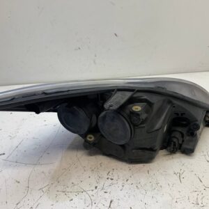 FARO IZQUIERDO FORD FOCUS BERLINA (CAP)