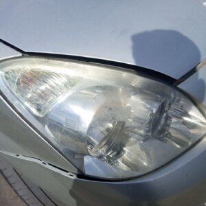 FARO DERECHO TOYOTA COROLLA VERSO (R1)