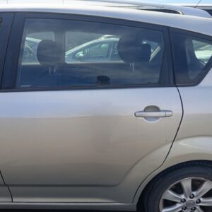 PUERTA TRASERA IZQUIERDA TOYOTA COROLLA VERSO (R1)