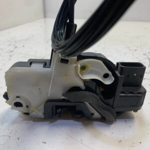 CERRADURA PUERTA DELANTERA DERECHA CHEVROLET AVEO HATCHBACK