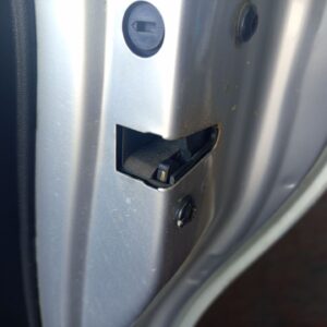 CERRADURA PUERTA TRASERA DERECHA SEAT IBIZA (6L1)