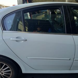 PUERTA TRASERA DERECHA RENAULT LAGUNA III BERLINA