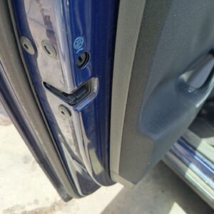 CERRADURA PUERTA TRASERA IZQUIERDA VOLKSWAGEN PASSAT VARIANT (3C5)