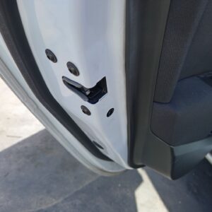 CERRADURA PUERTA TRASERA IZQUIERDA OPEL ASTRA J BERLINA 5P