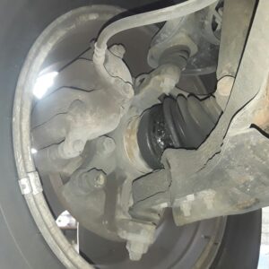 MANGUETA DELANTERA IZQUIERDA NISSAN TERRANO II (R20)