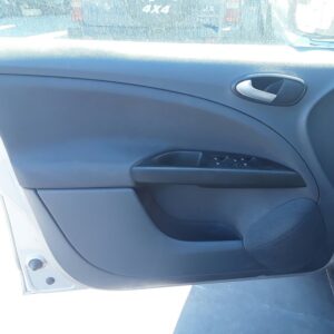 ELEVALUNAS DELANTERO IZQUIERDO SEAT ALTEA (5P1)