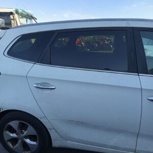 PUERTA TRASERA DERECHA KIA CARENS (RP)