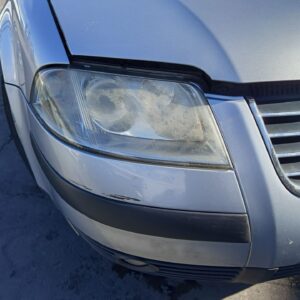 FARO DERECHO VOLKSWAGEN PASSAT BERLINA (3B3)